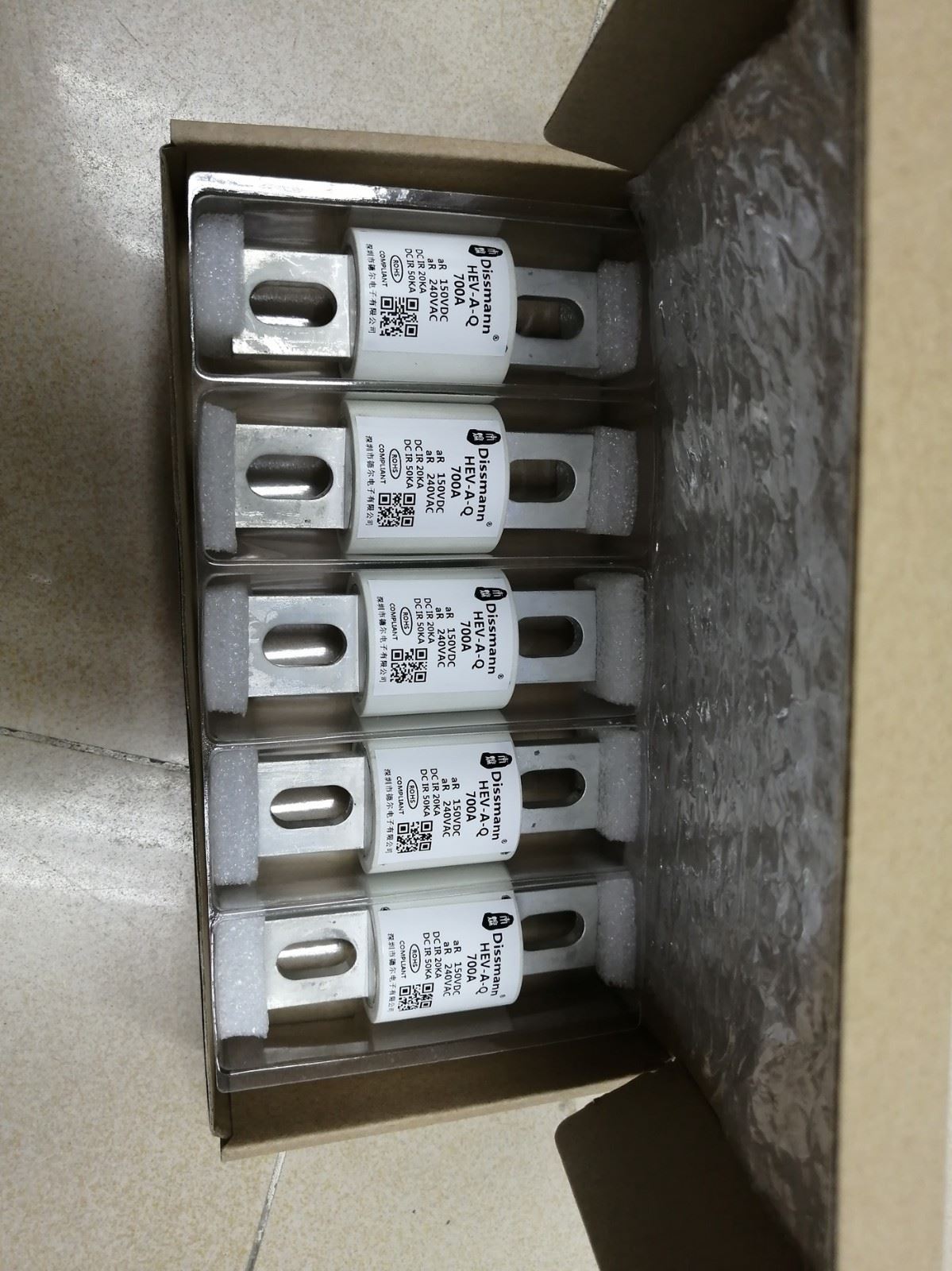 Fuse HEV-P-Q, M400A, 750VDC Fuse HEV-P-Q, M400A, 750VDC